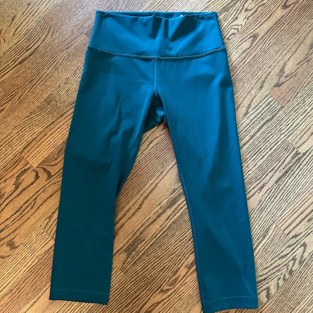 Teal Lululemon Cropped Leggings